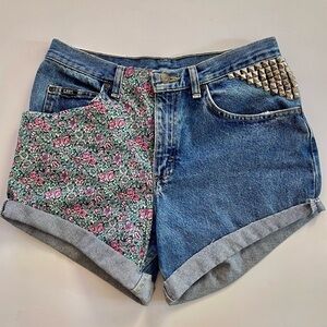 Customized Lee Jeans Shorts w/Studs Floral Appliqué Denim 30